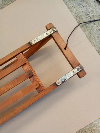 Trineo de madera infantil antiguo