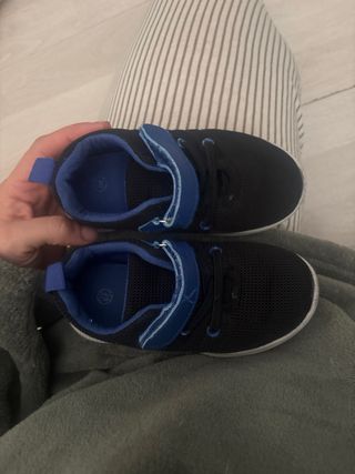 Zapatillas Bebe Talla 26