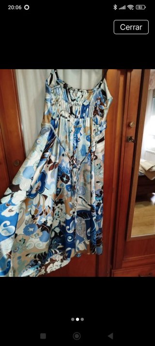 Vestido de raso para fiesta o ceremonia. Talla S