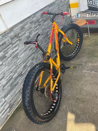 Bicicleta Fat Bike Amarilla