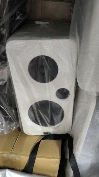 Altavoces MHX Beige y Blanco Autoamplificados