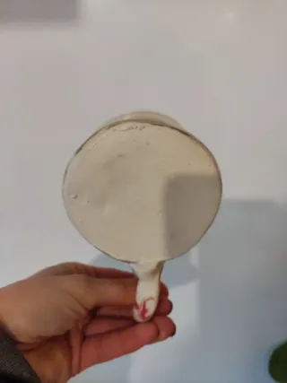 Caneca cerâmica artesanal pintada à mão