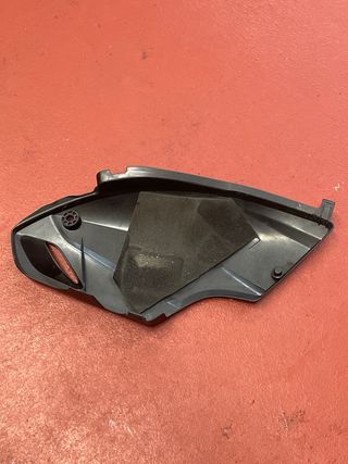 Honda CB600 F Hornet Carenado Lateral Derecho