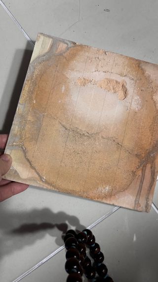 Ladrillos antiguos decorados