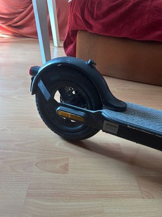 PATINETE NEGRO 105€ PATINETE BLANCO 105€