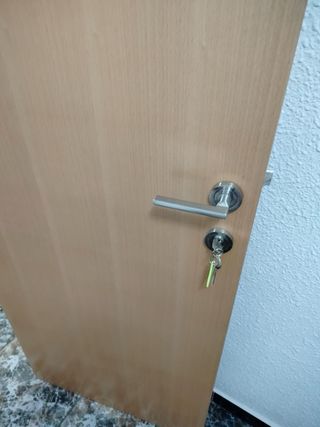 ALQUILER  DE HABITACION EN PISO COMPARTIDO