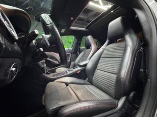 Mercedes-Benz Clase A A 220 d 4MATIC AMG Line