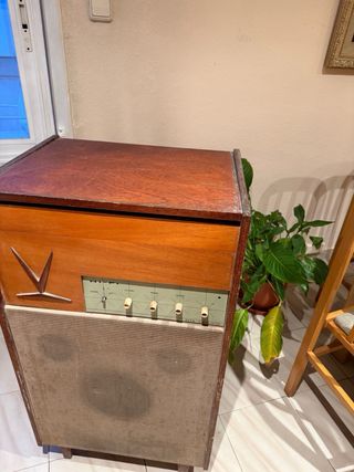 Mueble Tocadiscos Vintage Años 60