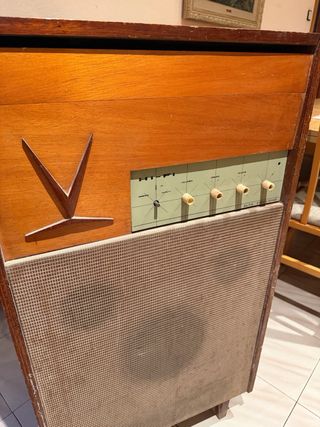 Mueble Tocadiscos Vintage Años 60