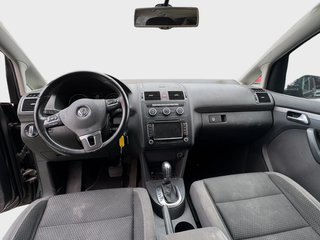 Volkswagen Touran AUTOMÁTICO DIESEL 7 PLAZAS