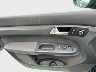 Volkswagen Touran AUTOMÁTICO DIESEL 7 PLAZAS