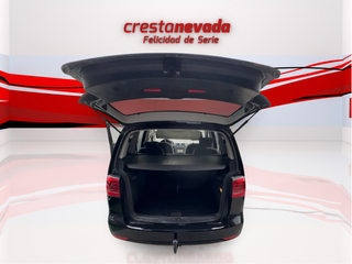 Volkswagen Touran AUTOMÁTICO DIESEL 7 PLAZAS