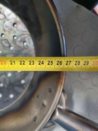 Padella forata per castagne