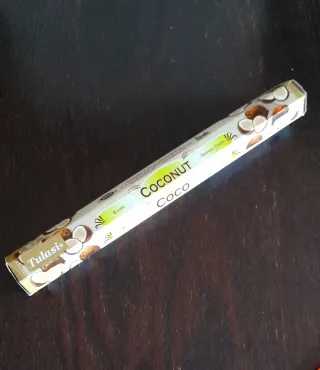 Lote incienso coco y 2 portainciensos