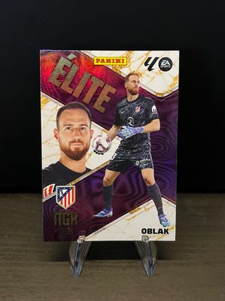 Cromo Fútbol Panini Élite Oblak