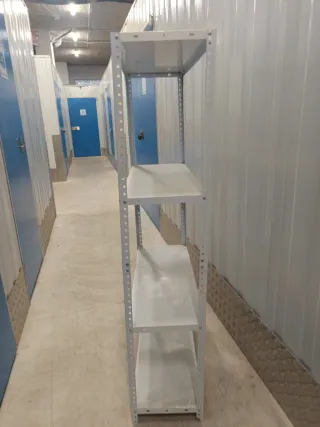 5 Estantería metálica blanco