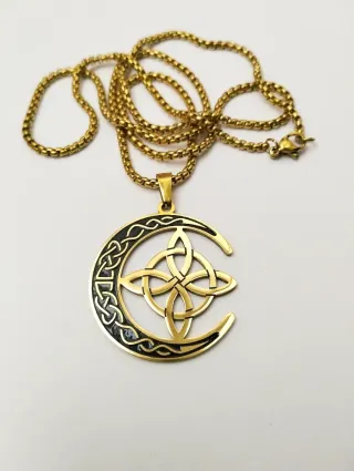 Nudo de Bruja Abrazo de Luna color Oro