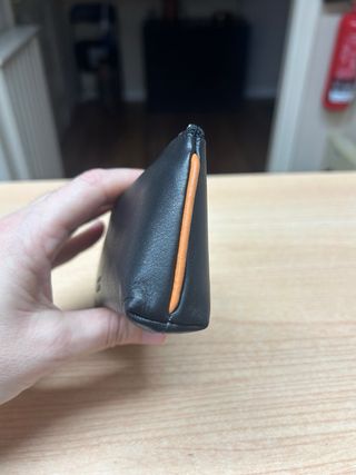 Monedero piel negro y naranja