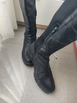 Botas altas Guess cuero talla 39