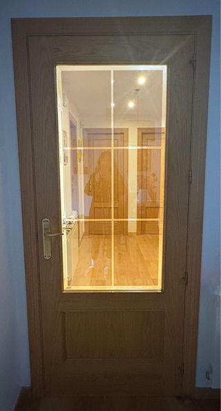 Puertas de madera con diseño biselado