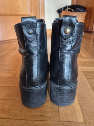 Botines Zara Talla 39-40 Negros