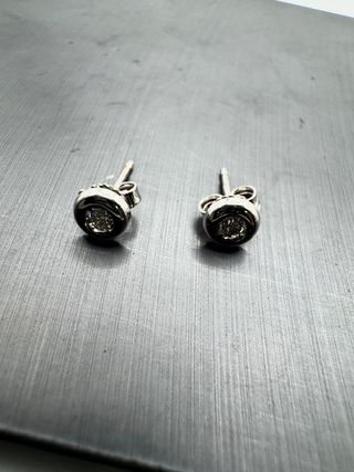 PENDIENTES CON DIAMANTES ORO BLANCO 18K