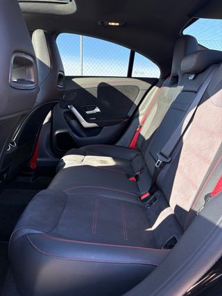 Mercedes-Benz CLA 35 AMG NUEVO 15.500km 2024