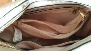 Bolso de mano imitación piel serpiente