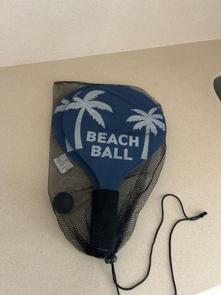 Palas de playa con bolsa. Sin estrenar.