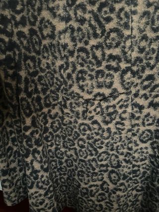 Chaquetón Zara estampado leopardo