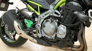 Kawasaki Z900 FULL