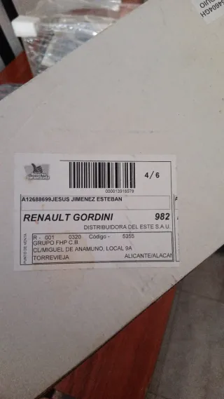 Renault 8 gordini a escala 1/8