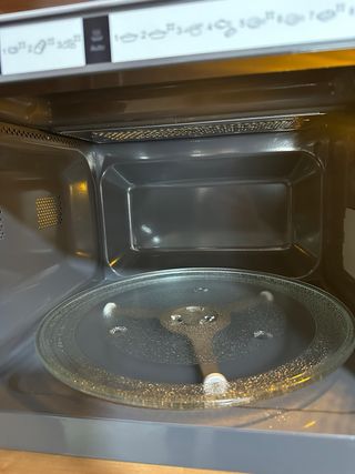 Microondas Panasonic Nuevo Blanco 23L Grill 900W