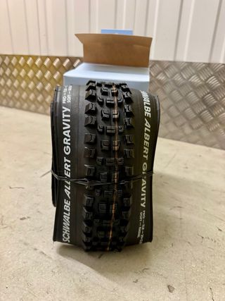 Pneu Schwalbe Albert 29x2.5”