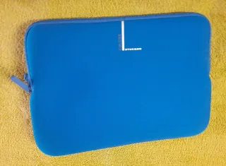 Custodia Tucano Colore Azzurro