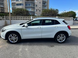 Mercedes-Benz GLA 200d 2017
