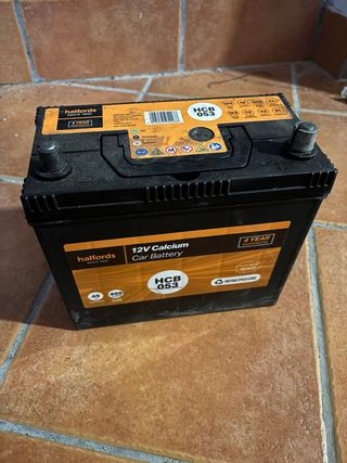 Batería Coche Halfords 12V 45Ah