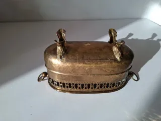 ANTIGUA JARDINERA OVALADA LATÓN