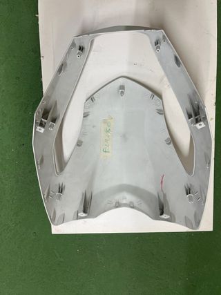 Frontal Peugeot Kisbee Blanco