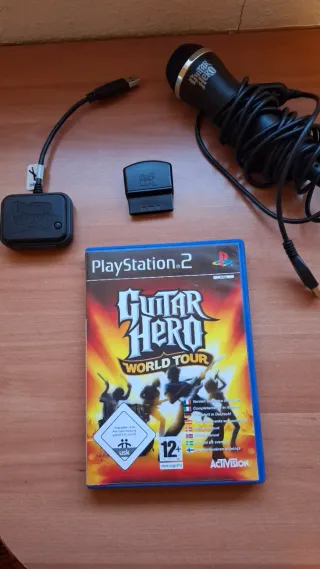 Accesorios Guitar Hero PS2: Micrófono y Dongle