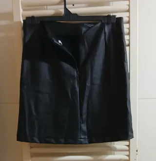 Minifalda PU Negra