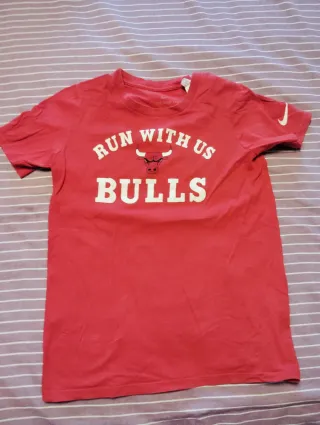 Camiseta Nike Bulls Run With Us Roja
