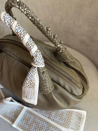 Borsa Fendi in pelle verde oliva