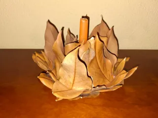 Centro de mesa decorativo con vela