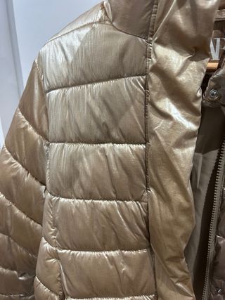 Cazadora dorada acolchada T11-12