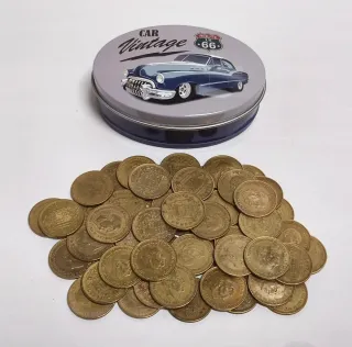 Lote 54 Monedas Antiguas 1 PTA 1966 + Cajita metal