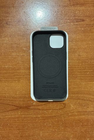 Cover iPhone 15 Silicone MagSafe Apple