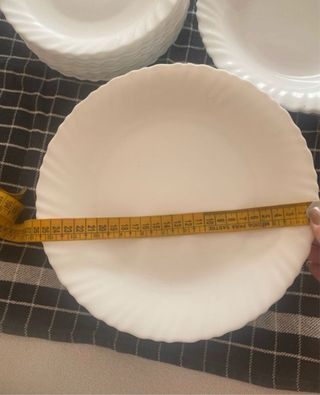 Vajilla de porcelana blanca