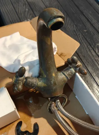 Grifo y ducha clásico / vintage metal / latón