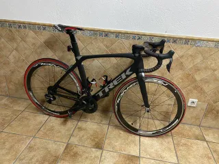 Bicicleta Trek Madone 9.0 (2019)
